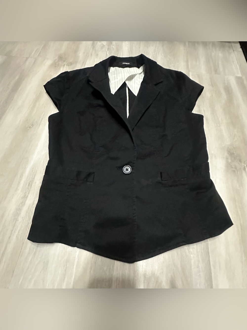 Express Black Cap Sleeve Lined Jacket Sz 10